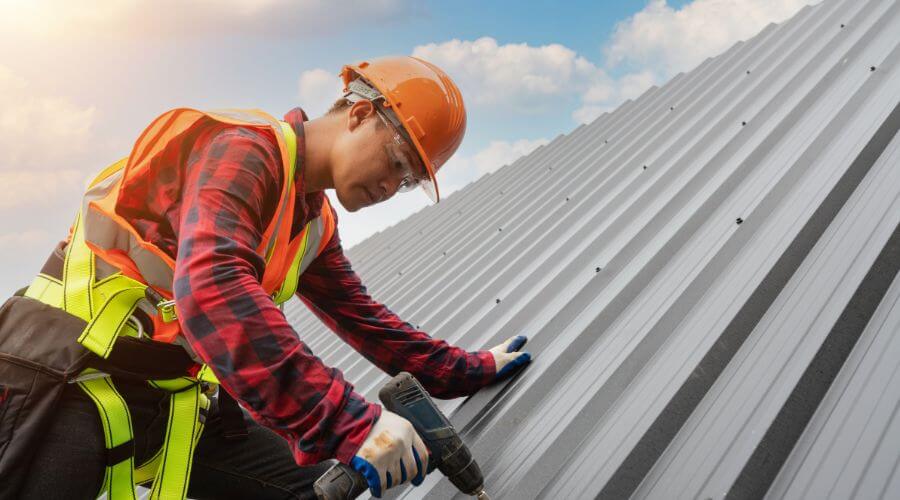 Professional Emergency Roof Repairs services in Clothier, WV